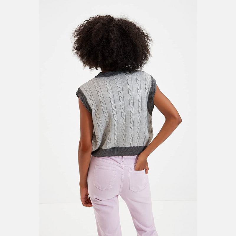 SM-K0100 V-neck Knit Vest Kontras Cantik SM-K0100 V-neck Knit Vest Kontras Cantik