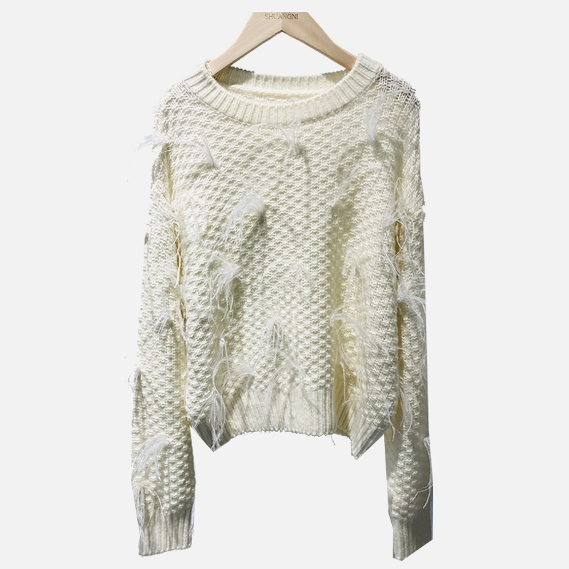 SNS061 Bulu Dihiasi Sweater Berkait Leher Bulat Putih